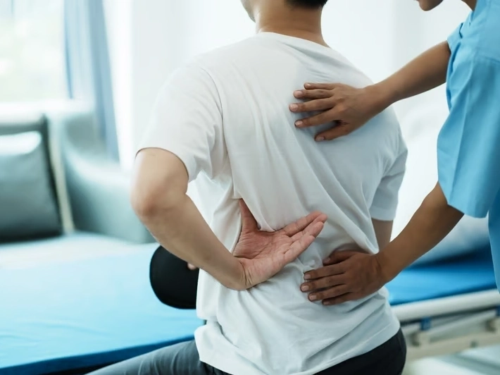 Professional Back Pain Relief services by Advanced Injury Care Clinic in Hendersonville, TN — licensed Chiropractor provider