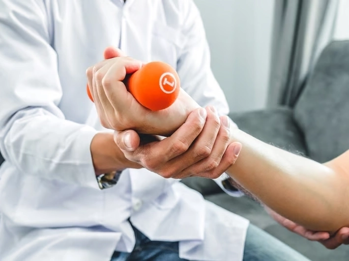 Professional Chiropractor services by Advanced Injury Care Clinic in Rural Hill, TN — serving local businesses and residents