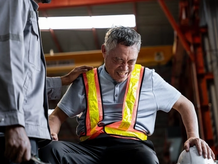 Advanced Injury Care Clinic step-by-step service process — professional quality from start to finish