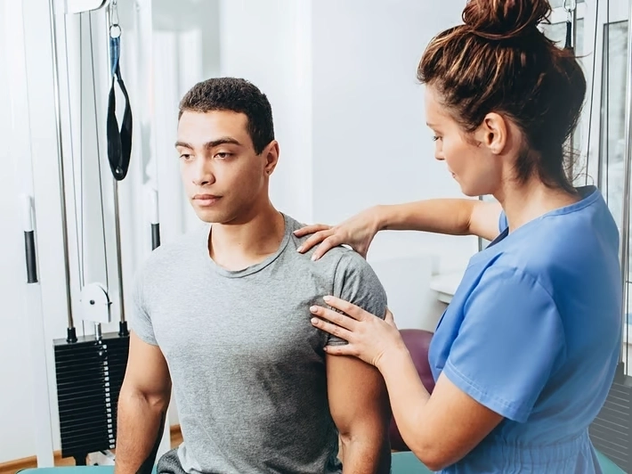 Chiropractor in Hermitage