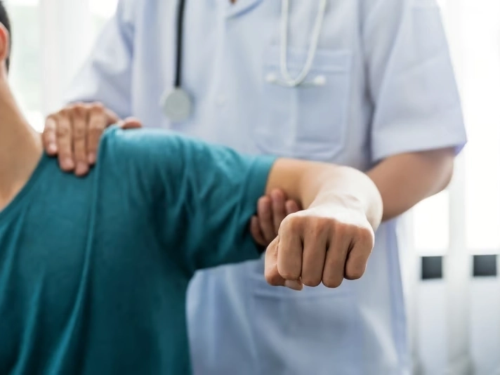 Chiropractor in Oak Hill